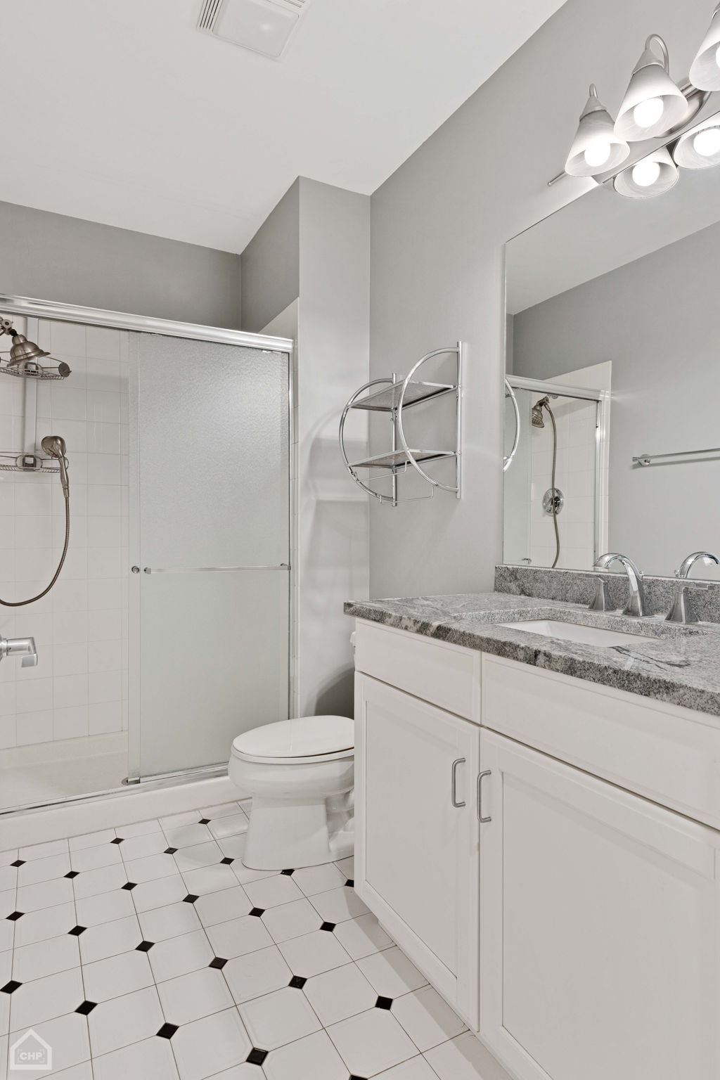 1319 Chicago Ave 404_021
