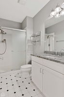 1319 Chicago Ave 404_021