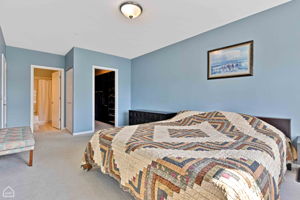 1319 Chicago Ave 404_024
