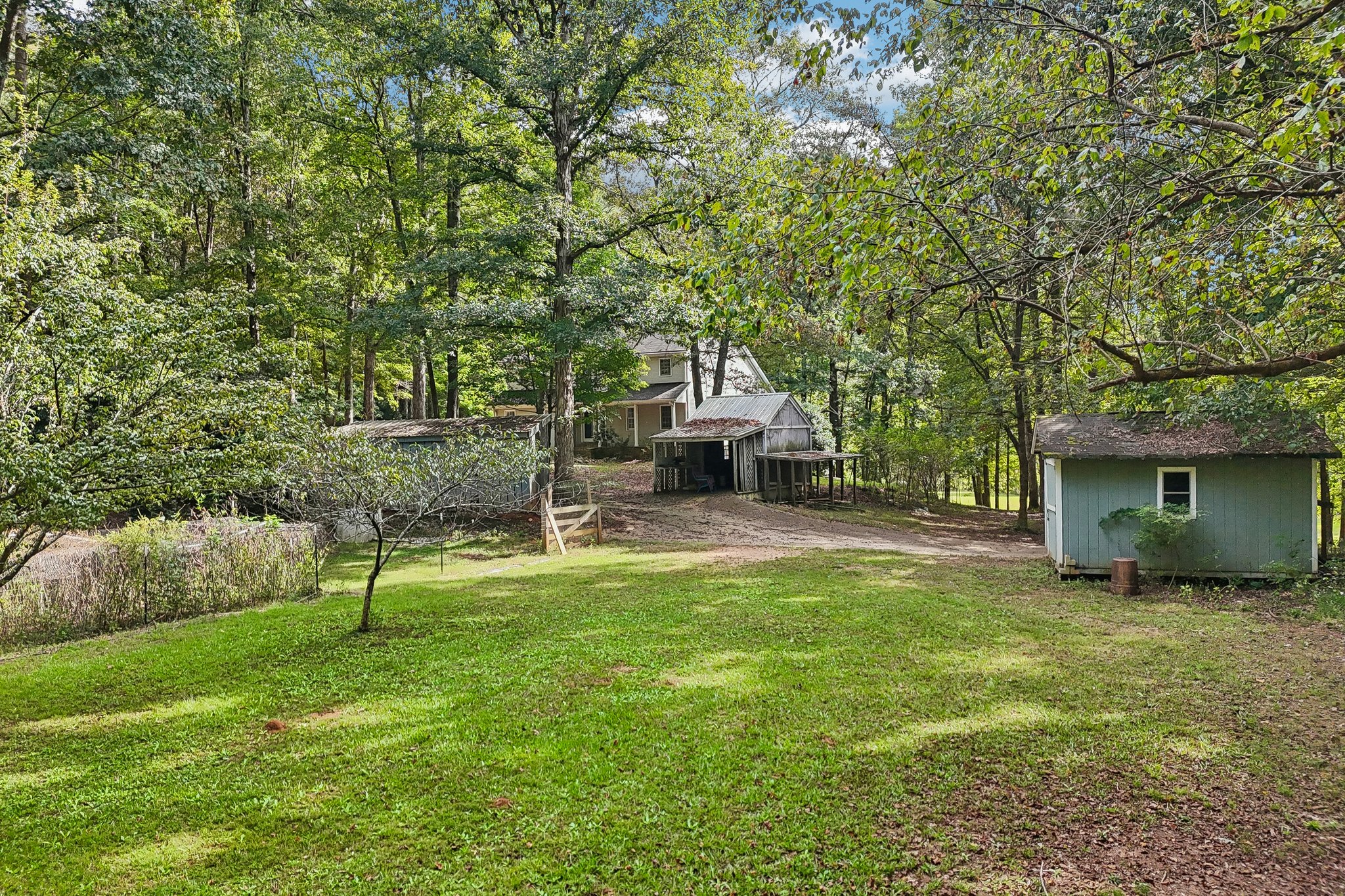 - 1319 Crumbley Rd-S0910-006r.jpg
