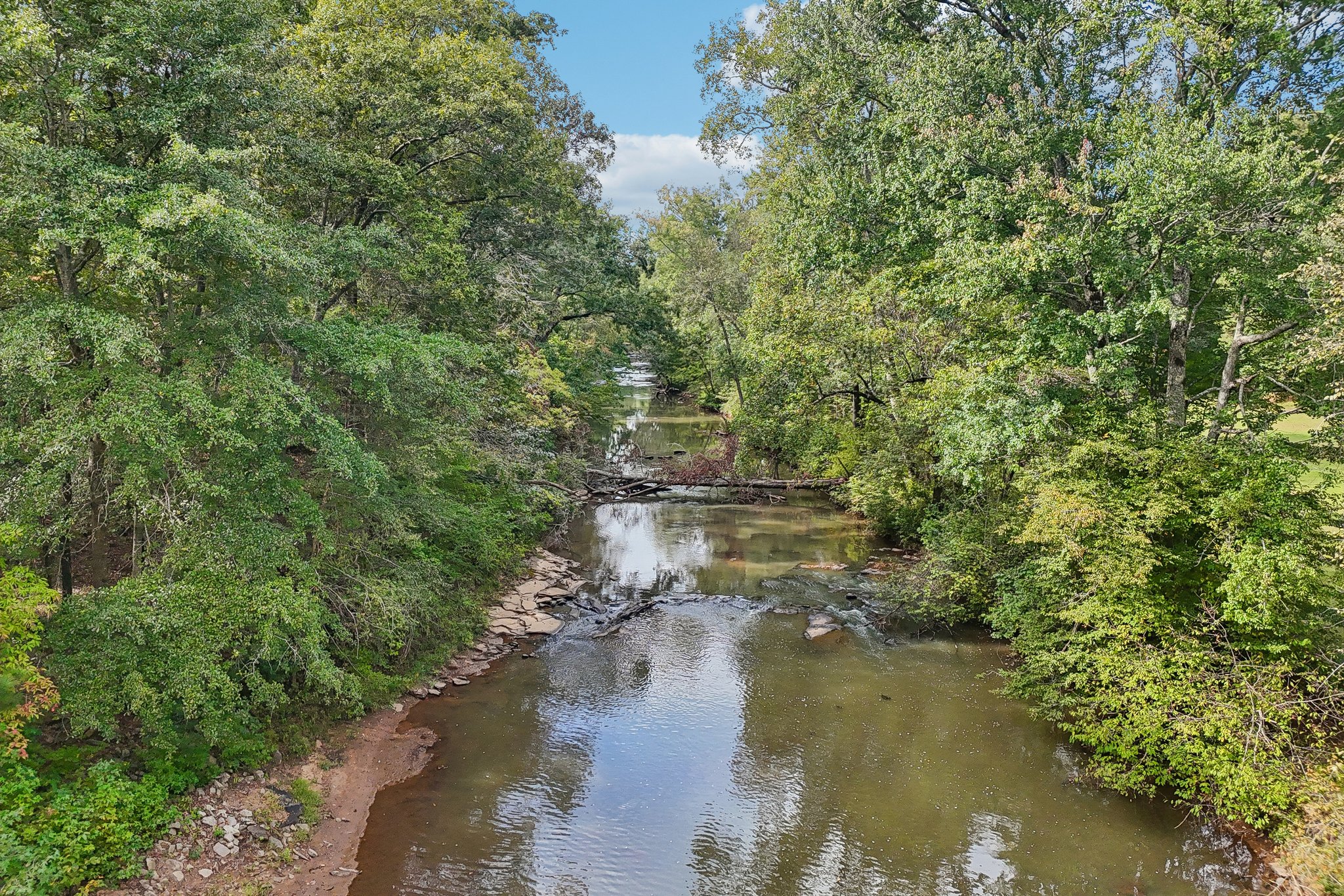 - 1319 Crumbley Rd-S0910-017r.jpg