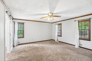 Crumbley Rd-S1106-034.jpg