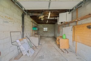  Photo 49