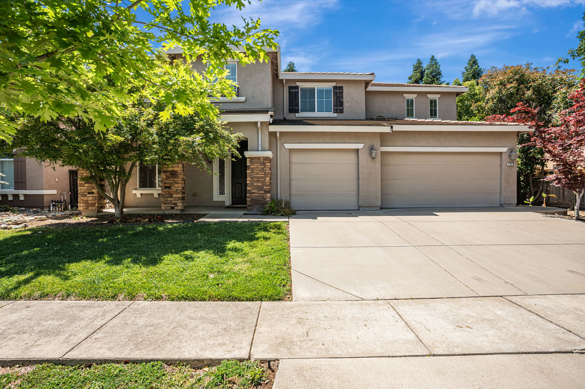 001_1319 Teal Hollow Dr