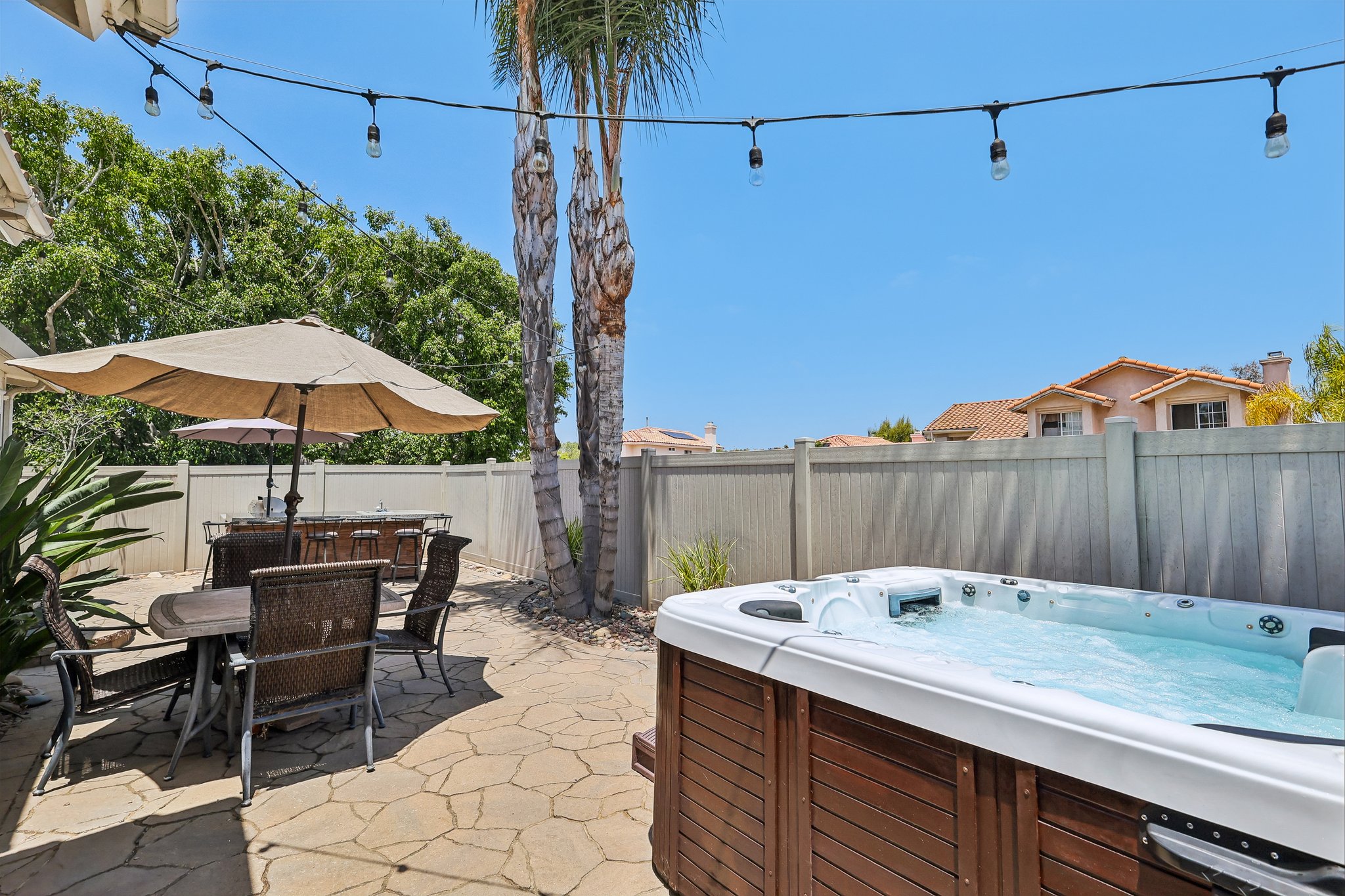 Ireland Ln-S0606-066.jpg