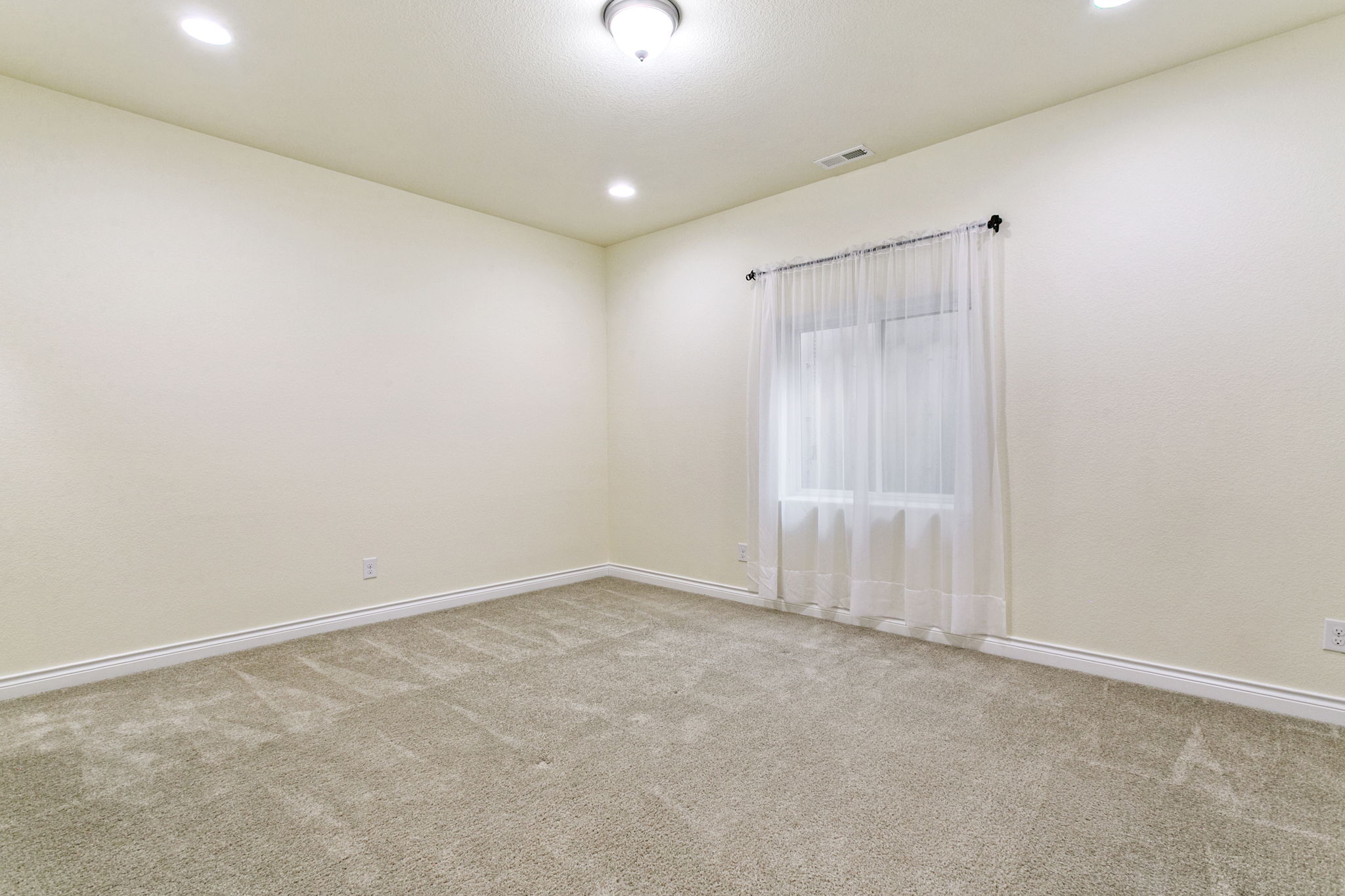 5th Bedroom
