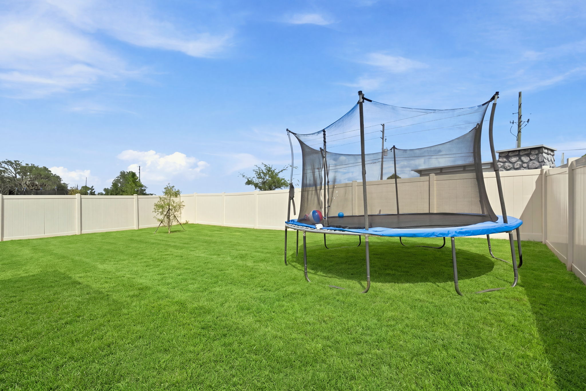 Backyard5-e