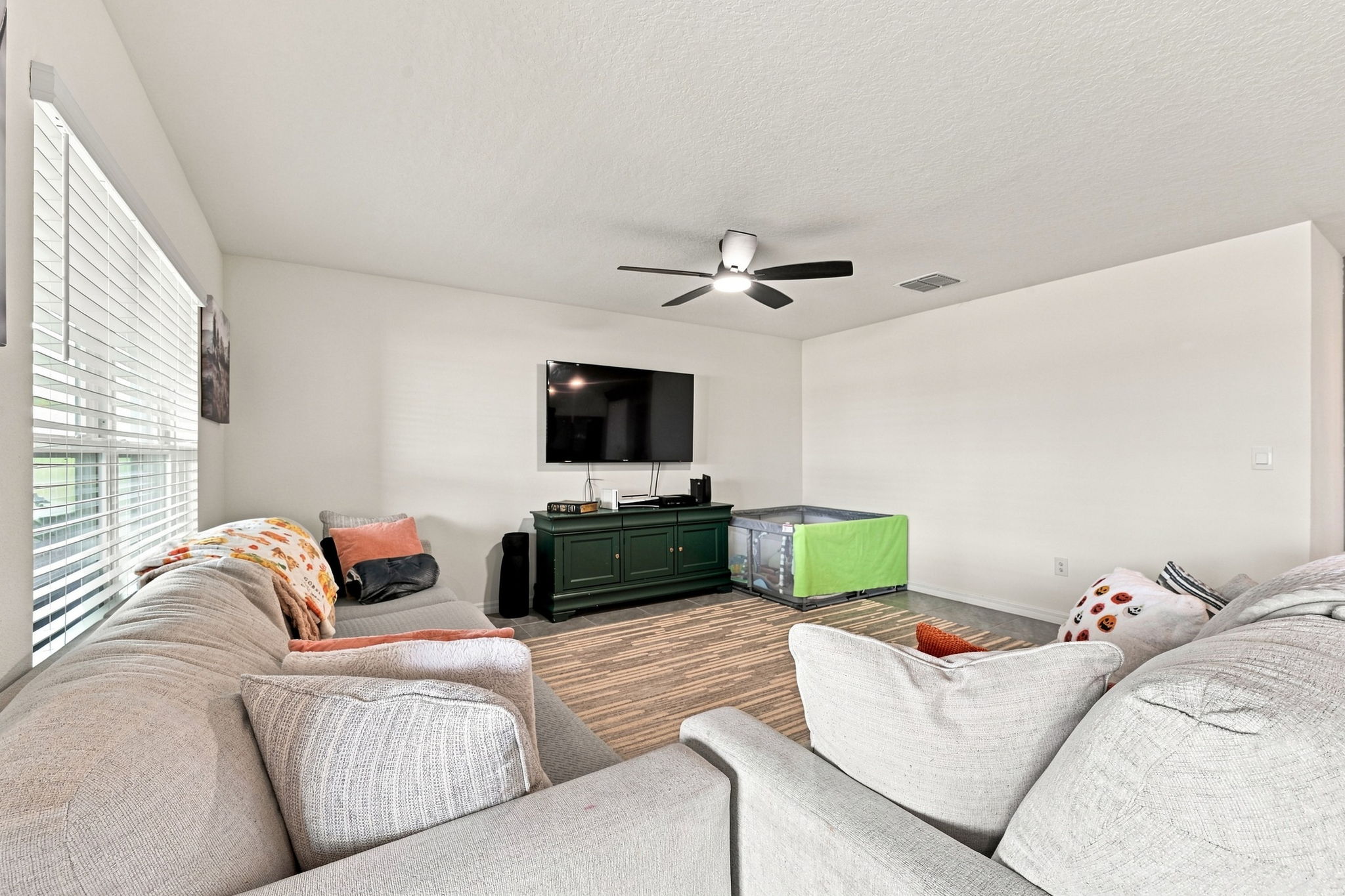 Living Room4