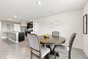 Dining Room4
