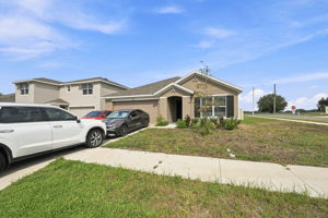 Front Exterior2