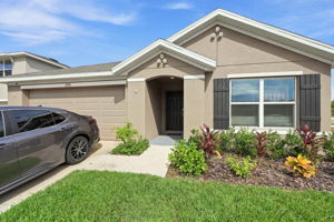 Front Exterior5-e