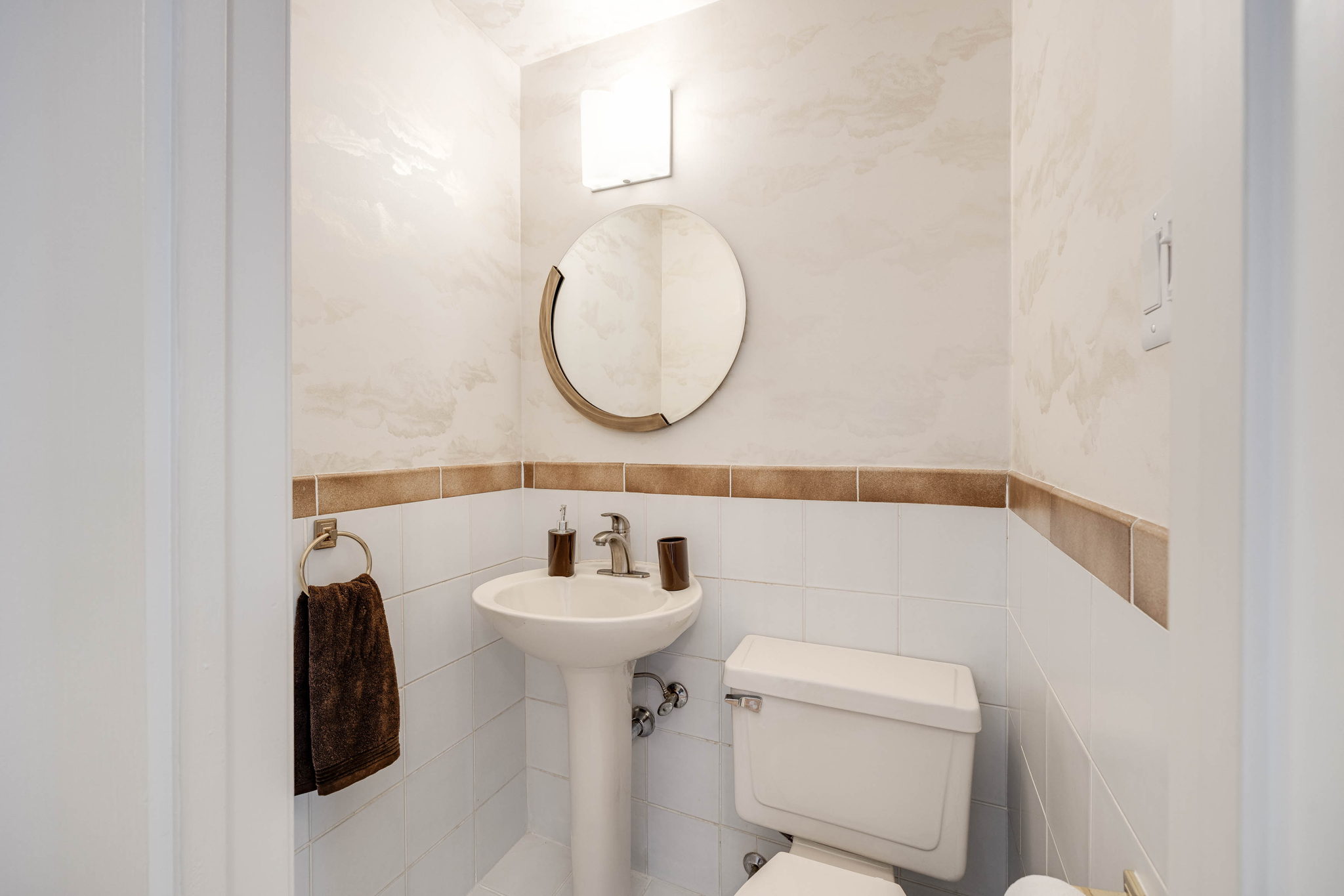 Toronto property showcase — delivered property photograph 46