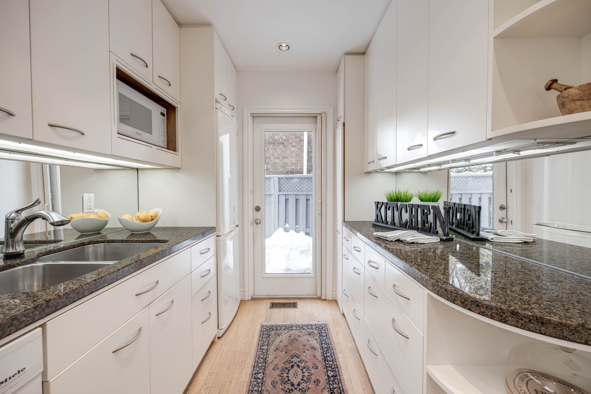 Toronto property showcase — delivered property photograph 35