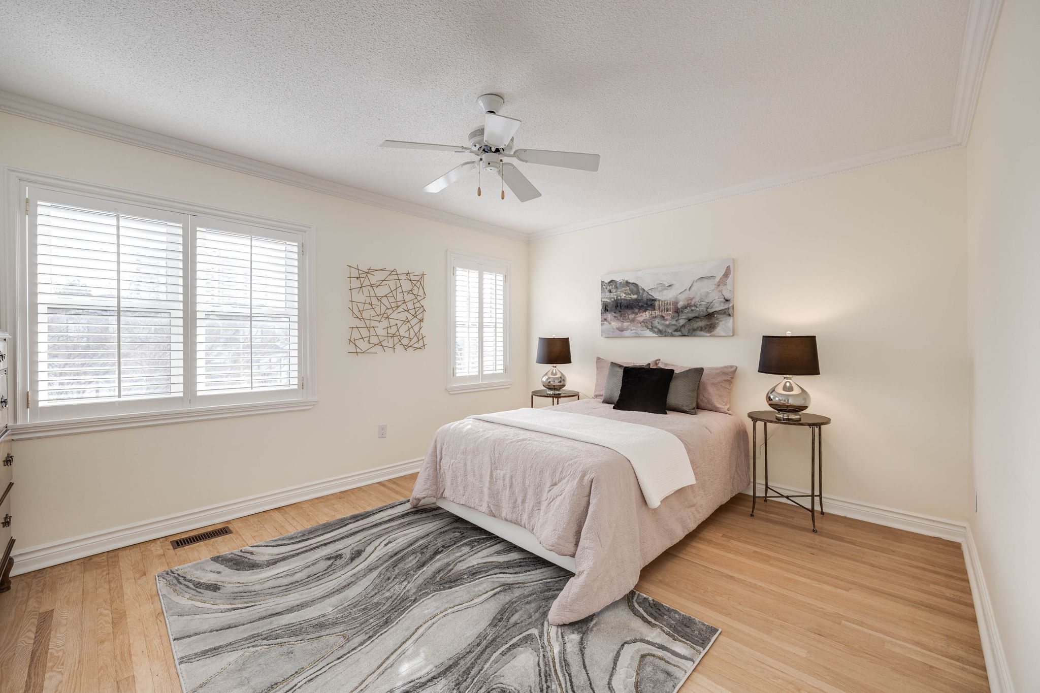 Toronto property showcase — delivered property photograph 38