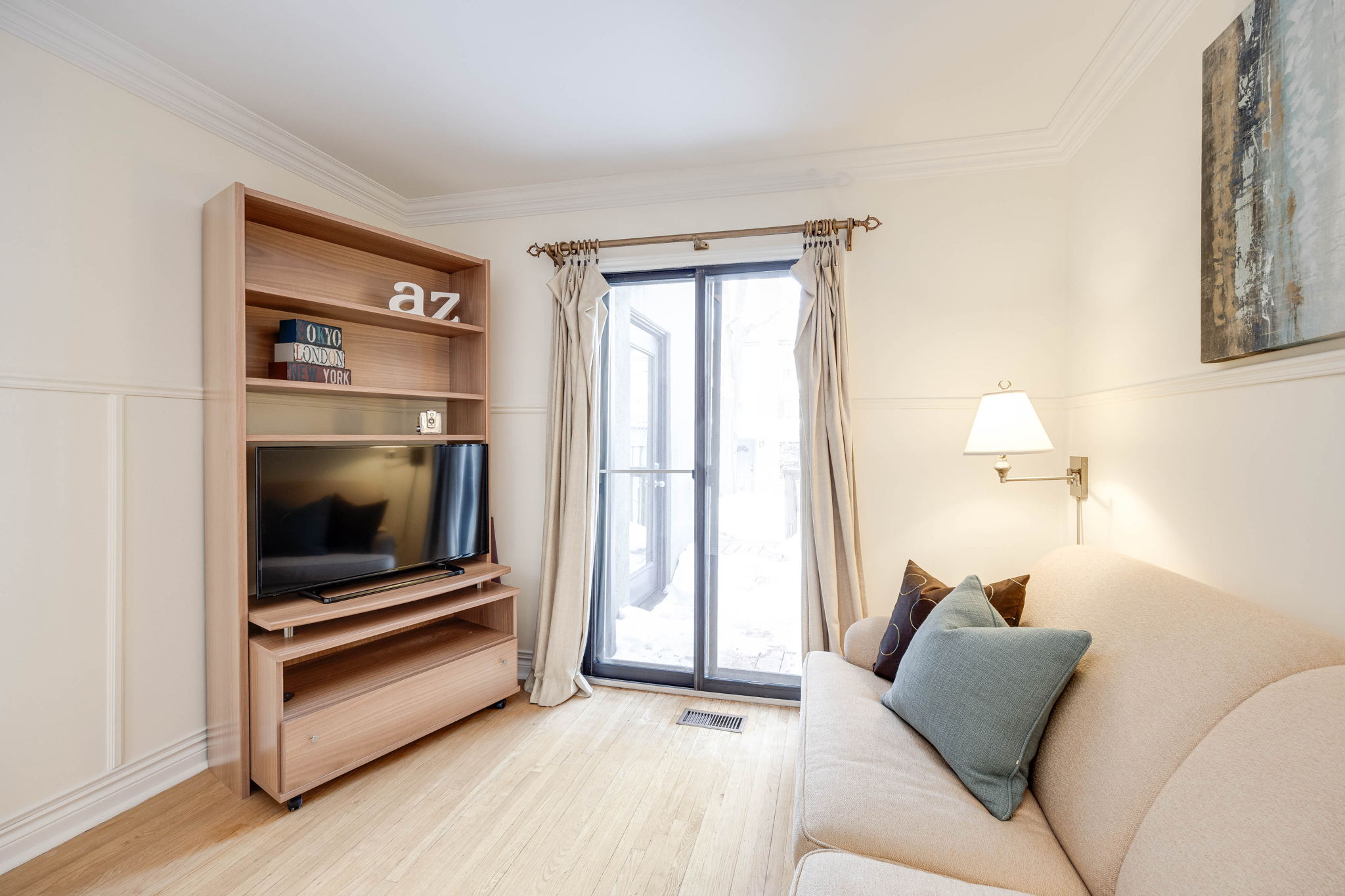 Toronto property showcase — delivered property photograph 37