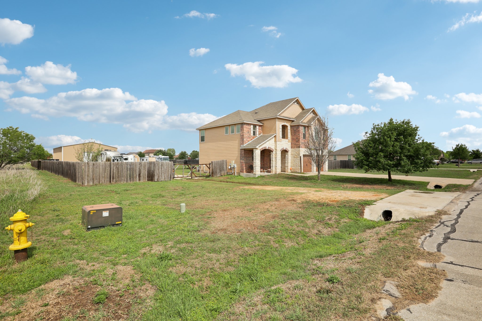 Brittany Ln-S1204-007.jpg