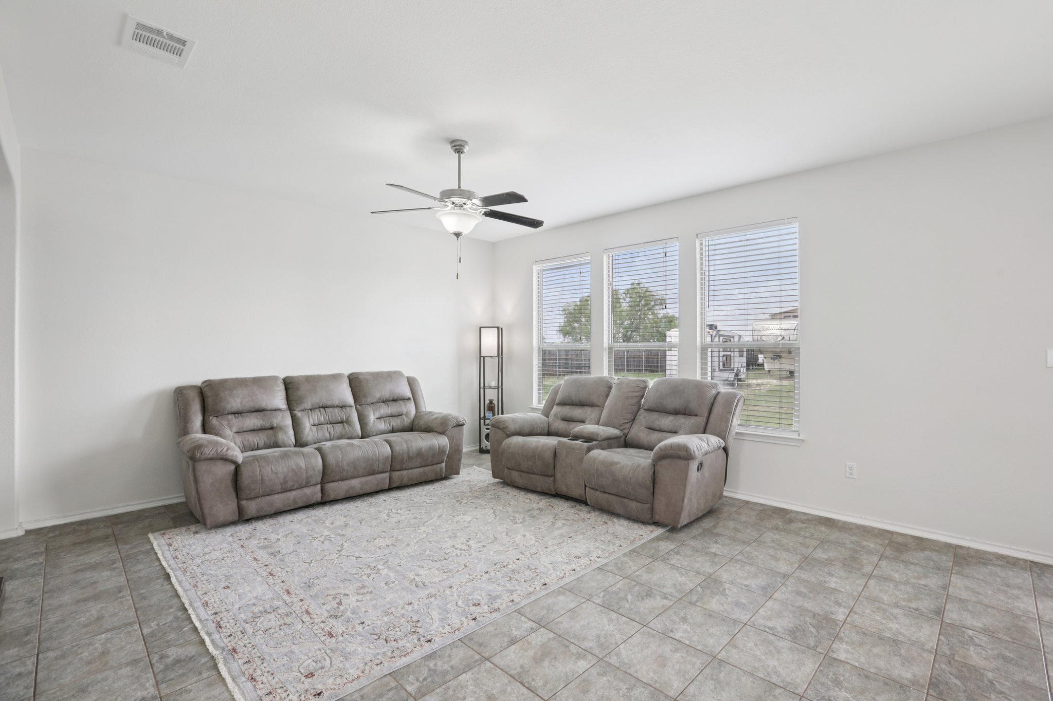 Brittany Ln-S1204-010.jpg