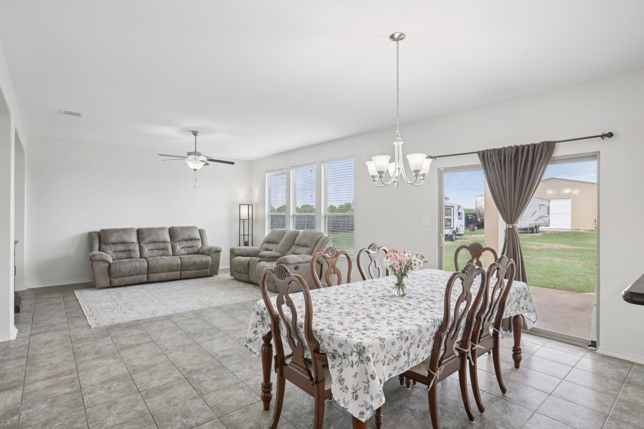 Brittany Ln-S1204-016.jpg