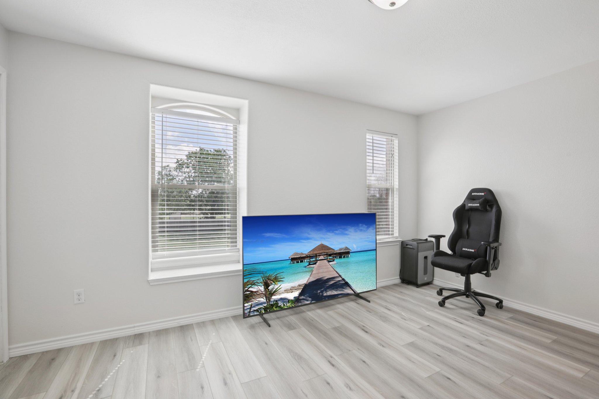 Brittany Ln-S1204-025.jpg