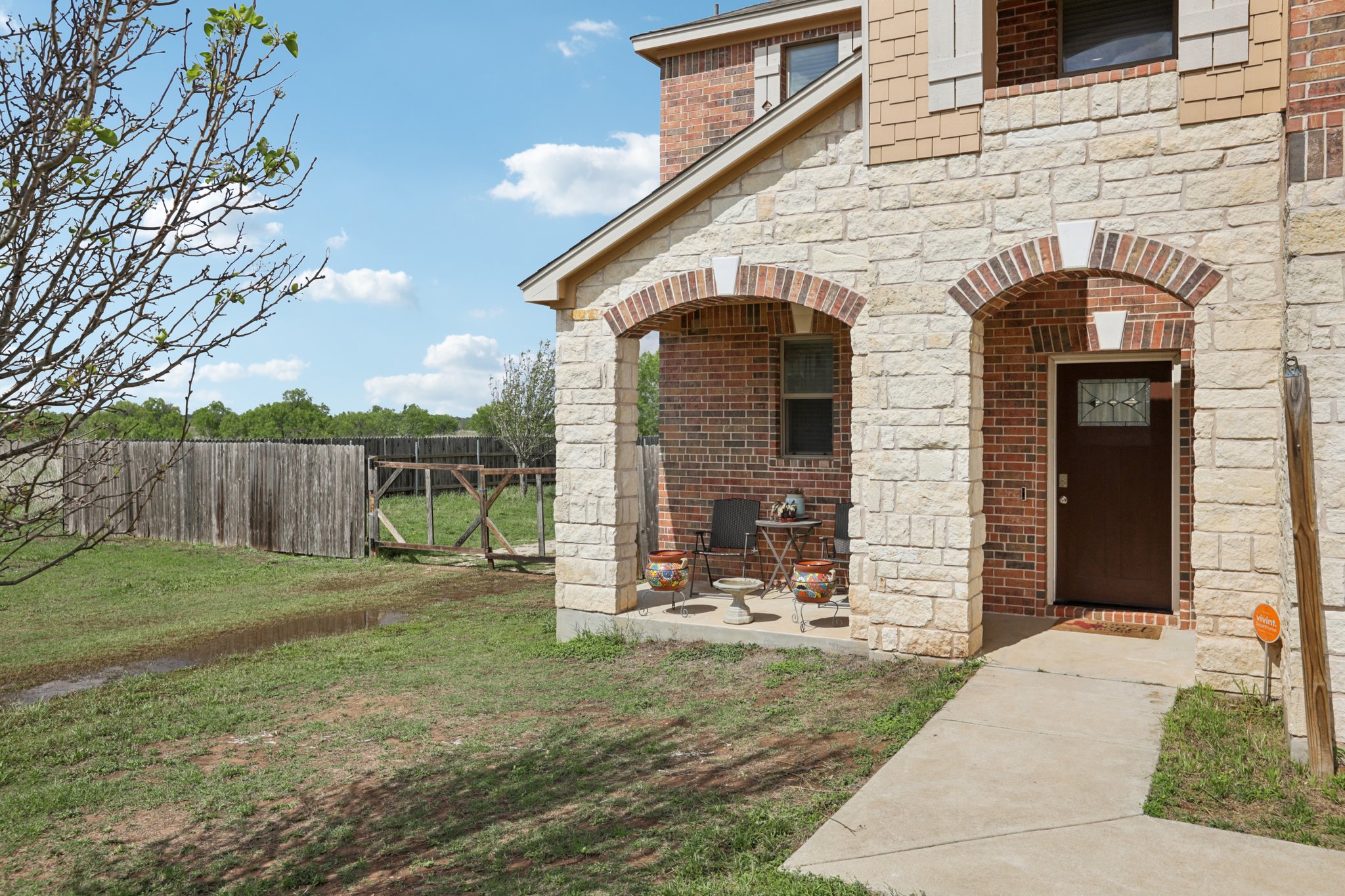 Brittany Ln-S1204-042.jpg