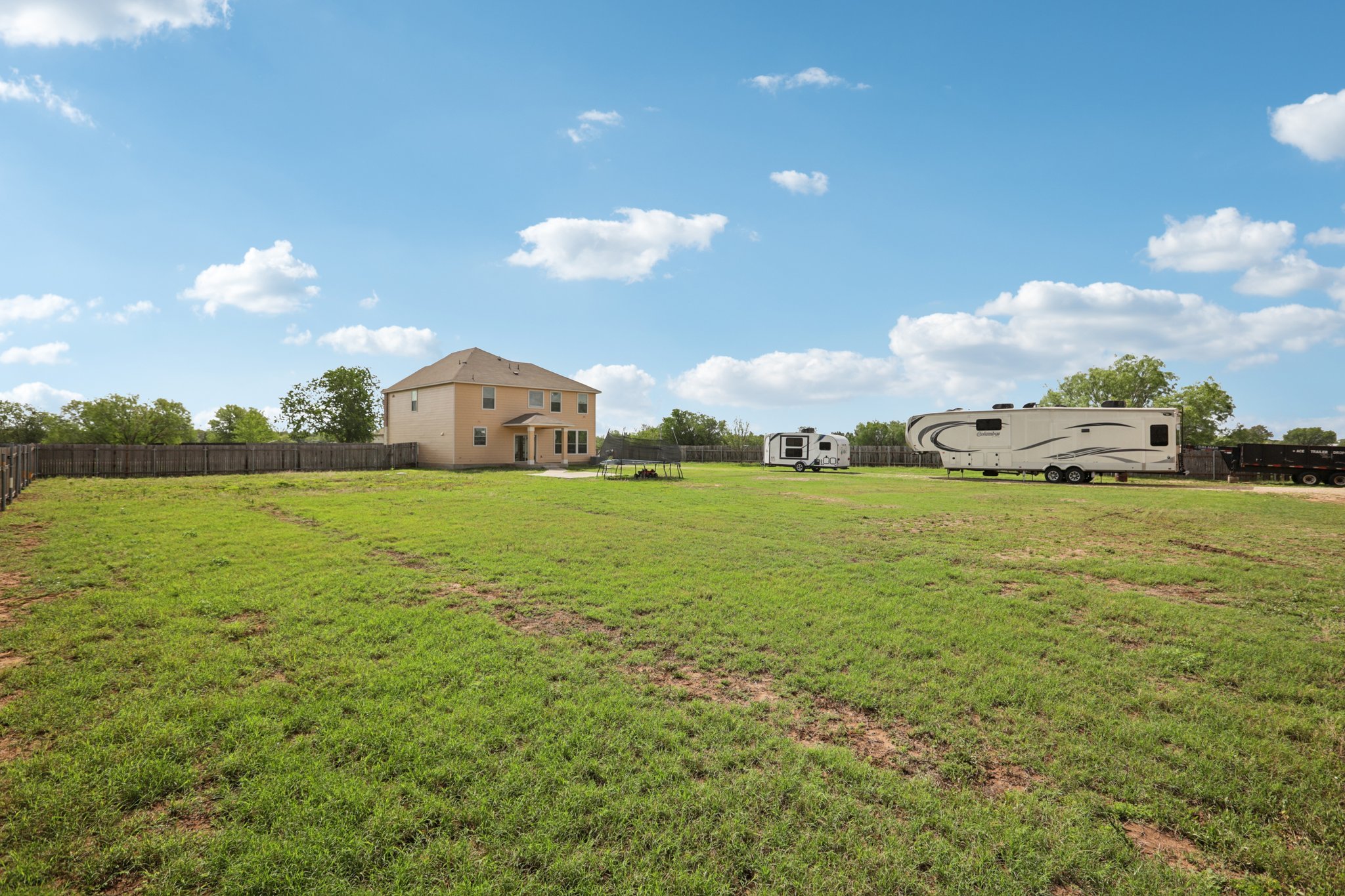 Brittany Ln-S1204-046.jpg