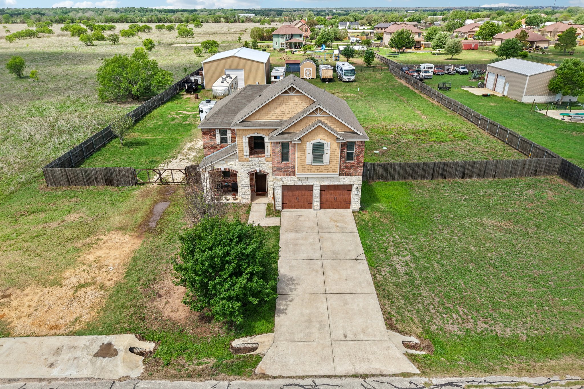 Brittany Ln-S1204-058.jpg