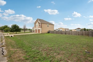 Brittany Ln-S1204-003.jpg