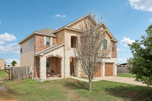 Brittany Ln-S1204-005.jpg