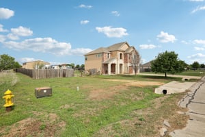 Brittany Ln-S1204-007.jpg