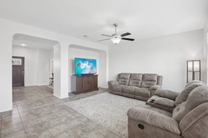 Brittany Ln-S1204-011.jpg