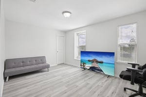 Brittany Ln-S1204-024.jpg