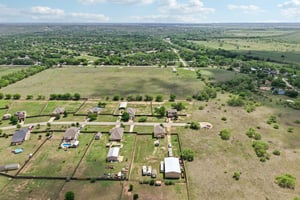 Brittany Ln-S1204-074.jpg