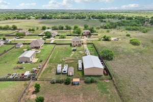 Brittany Ln-S1204-077.jpg