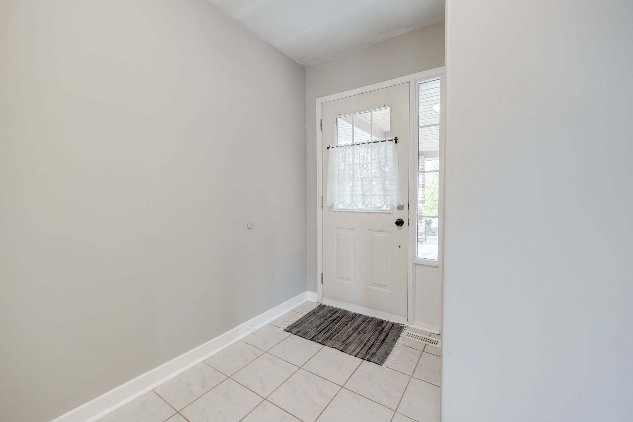 Barrie property showcase — delivered property photograph 4