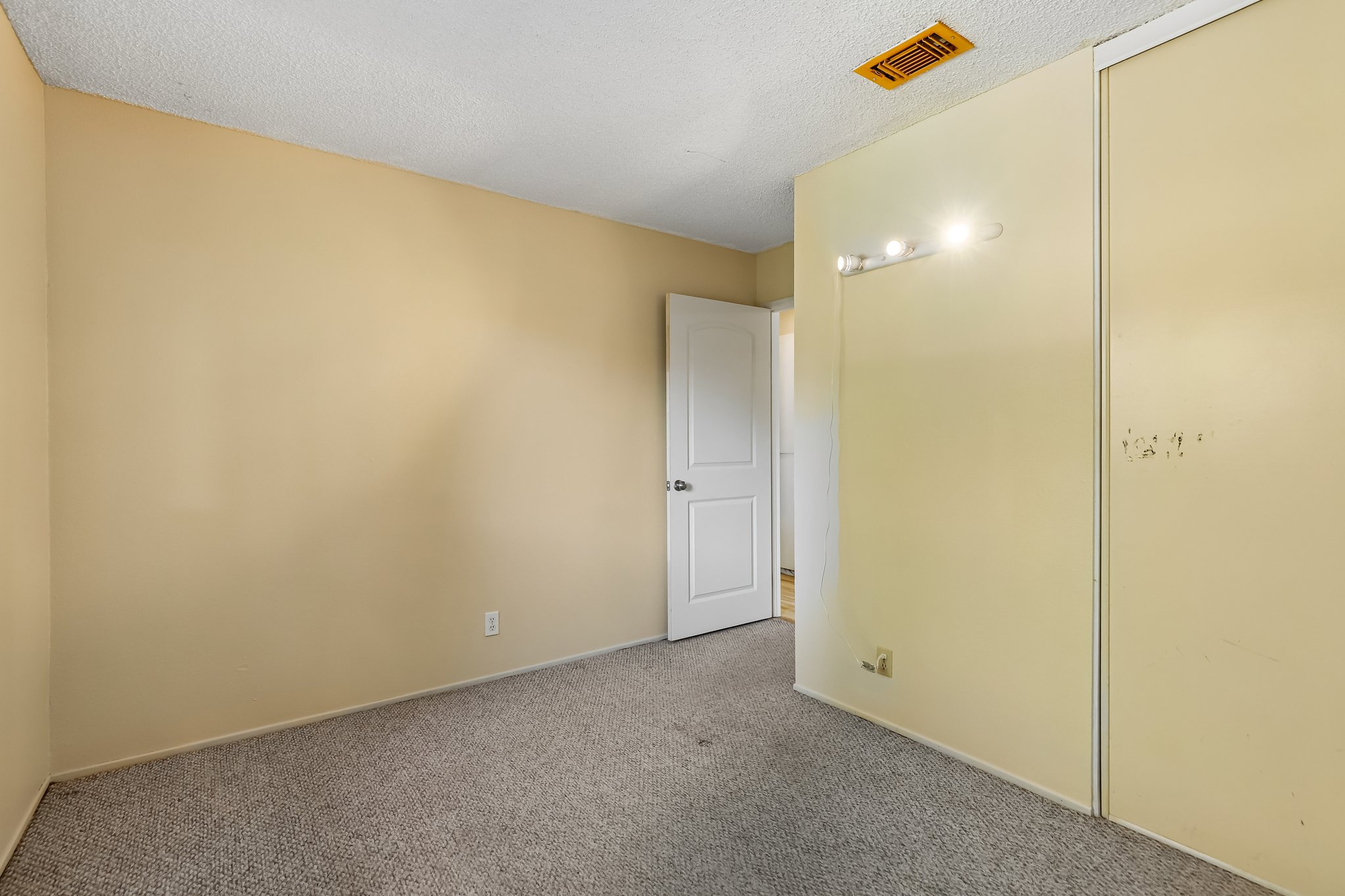 Carlton Ave-S1410-023.jpg