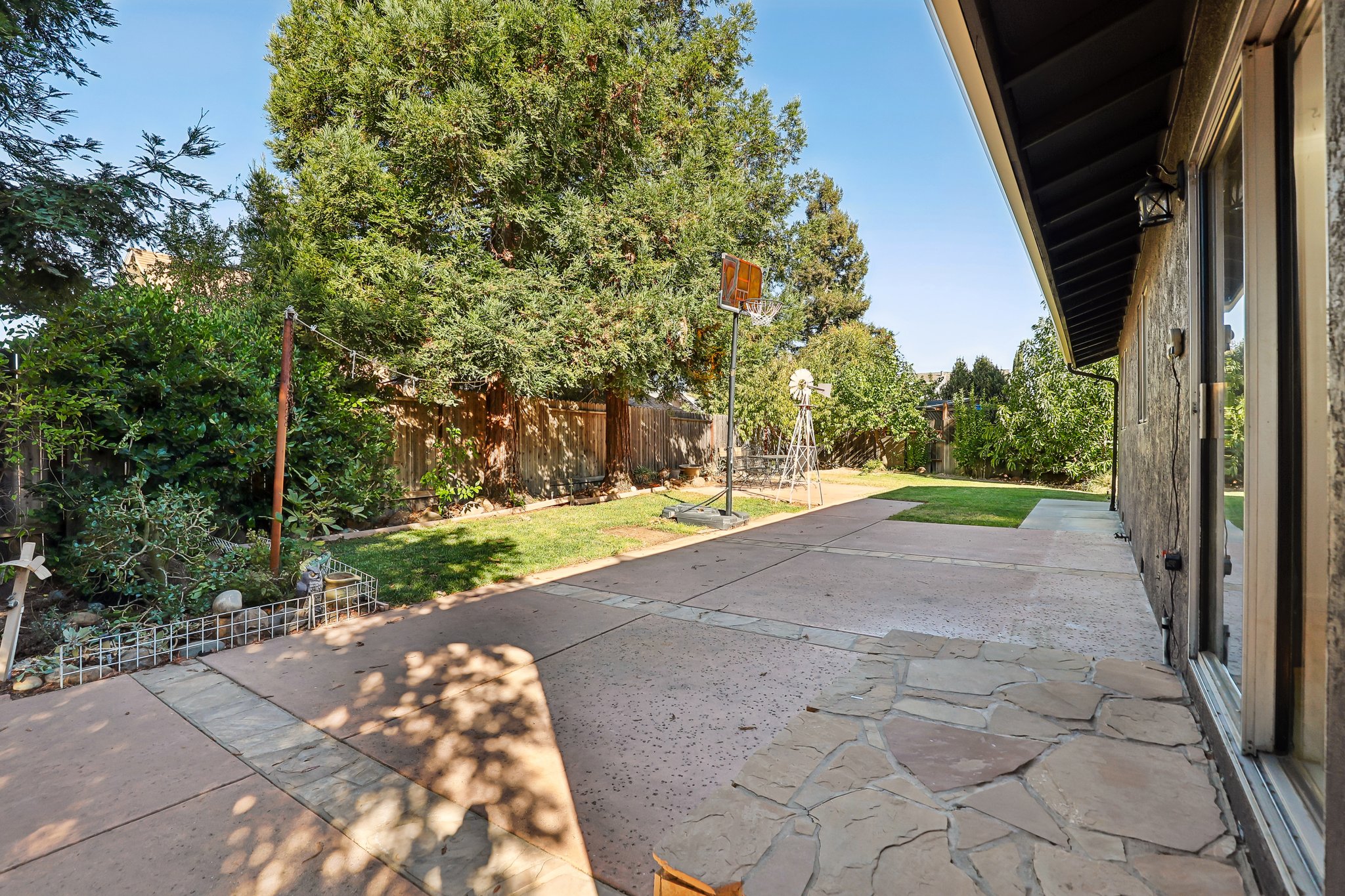 Carlton Ave-S1410-028.jpg