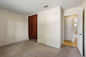 Carlton Ave-S1410-017.jpg