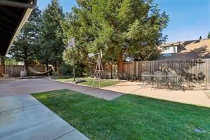 Carlton Ave-S1410-025.jpg