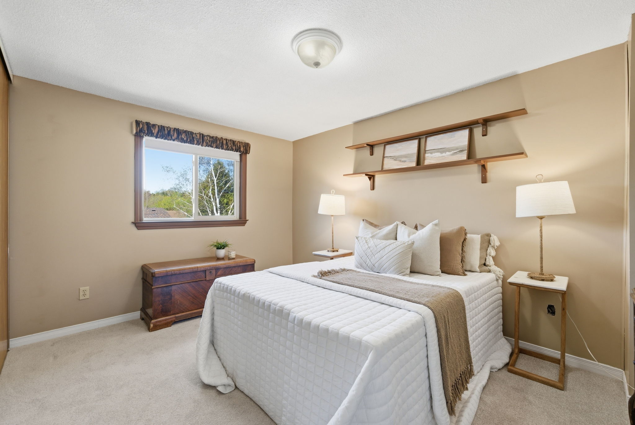  Photo 31