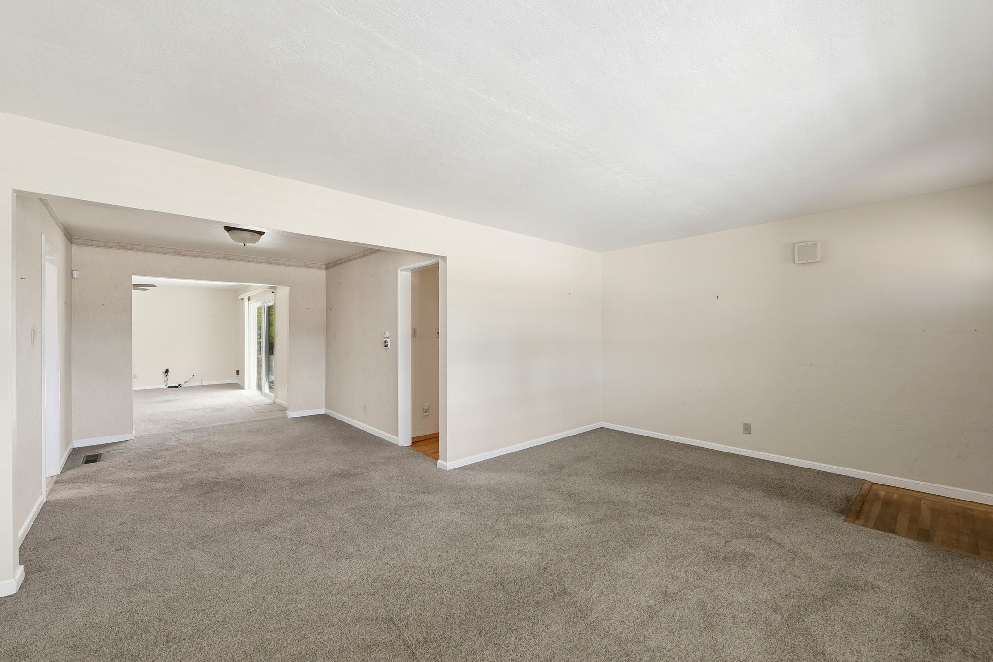 008_F8_132 Cedar Ln