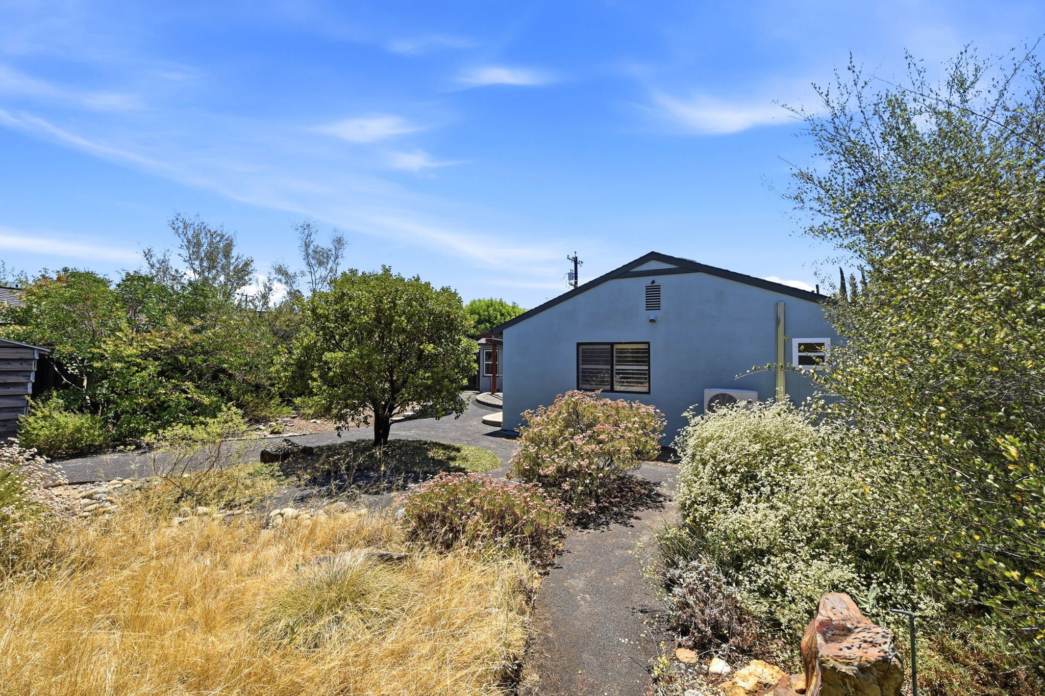 039_F8_132 Cedar Ln