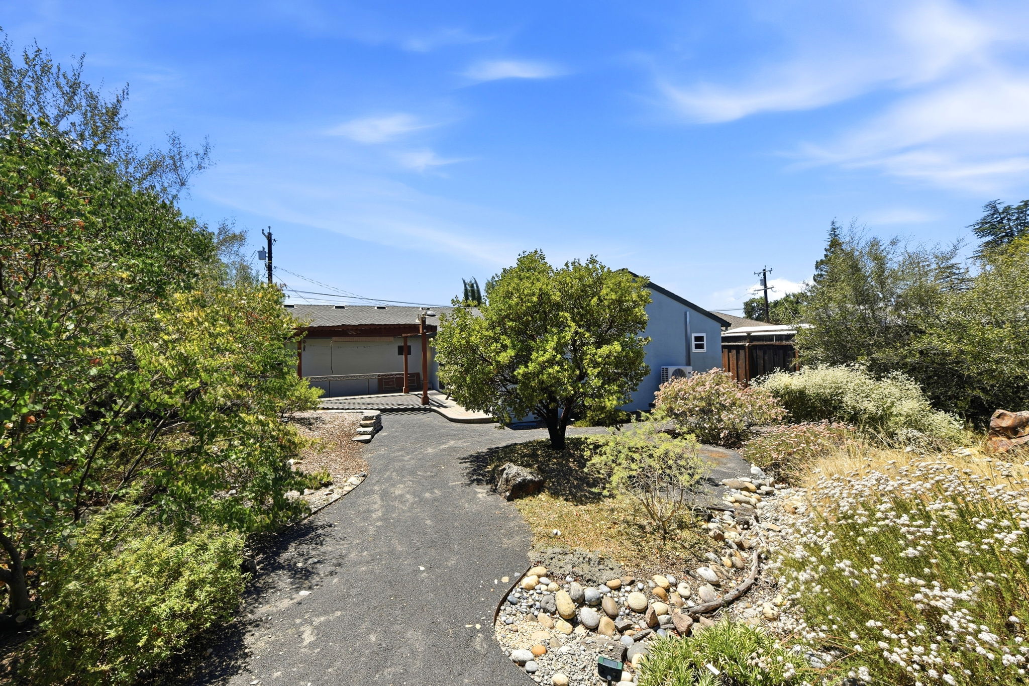 041_F8_132 Cedar Ln