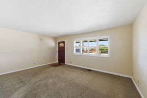 007_F8_132 Cedar Ln