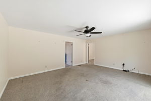 022_F8_132 Cedar Ln