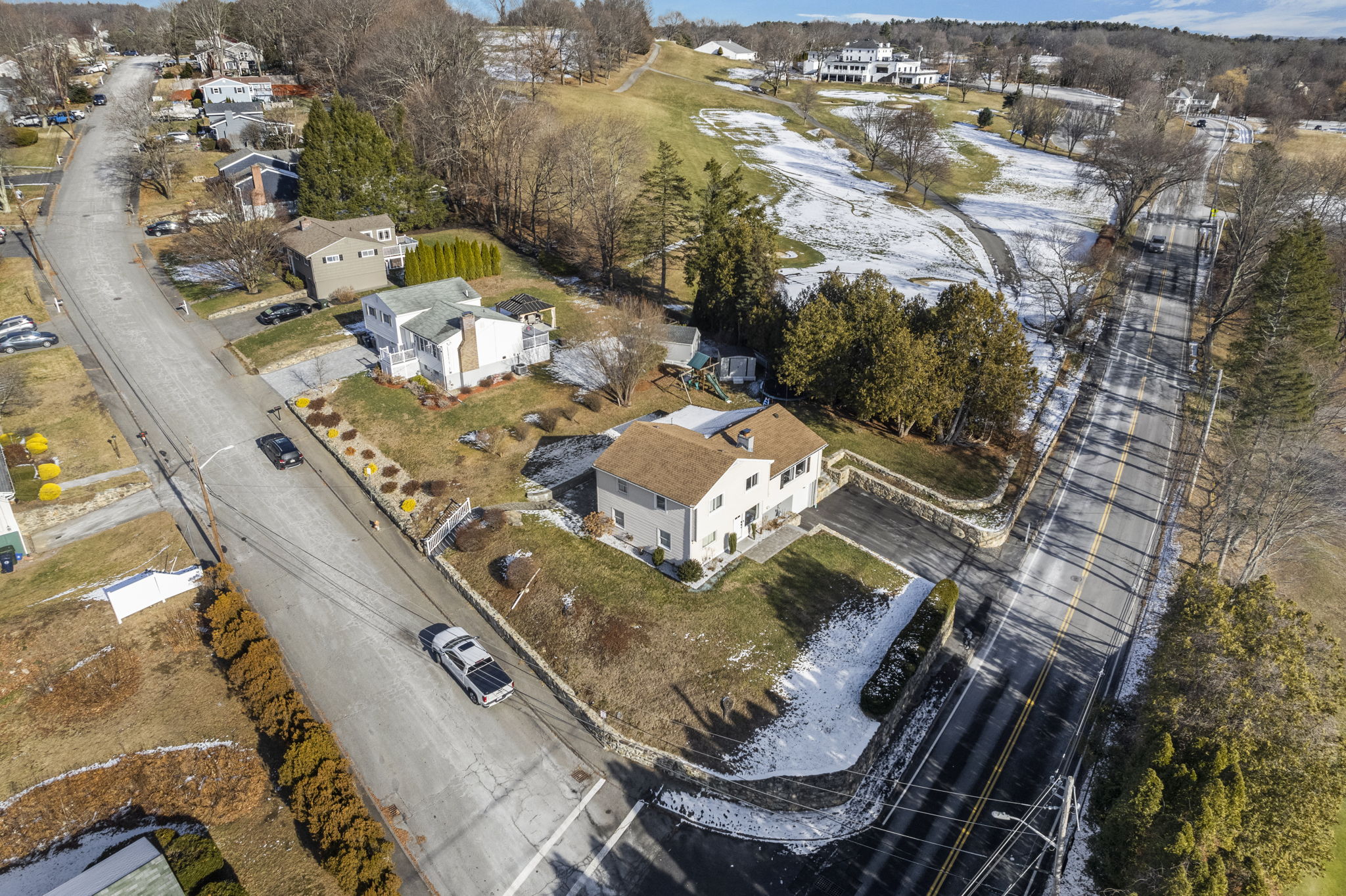 132 Concord Rd, Marlborough, MA 5