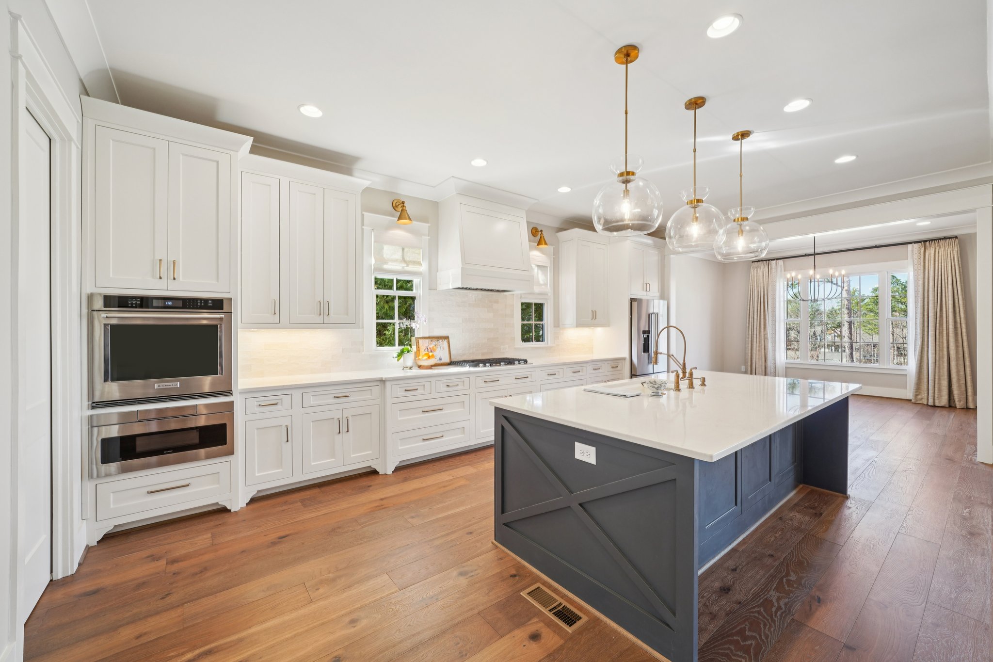 Elyton Dr-S2001-023.jpg