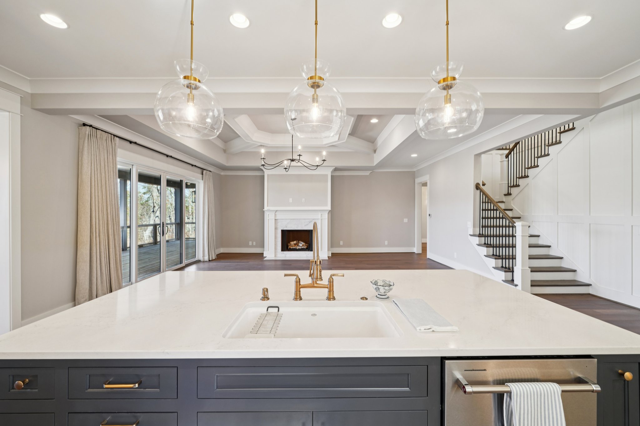 Elyton Dr-S2001-025.jpg