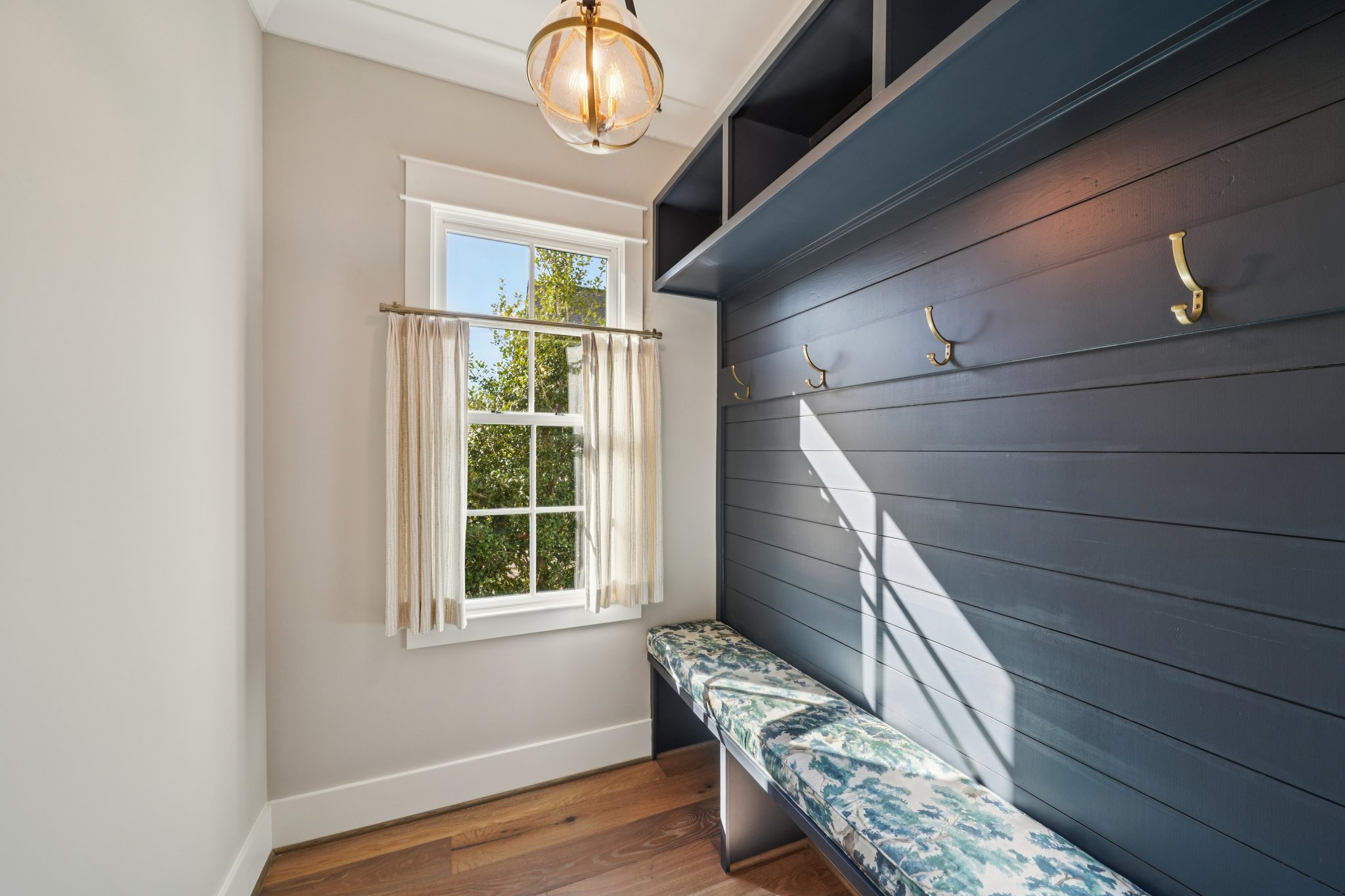 Elyton Dr-S2001-031.jpg