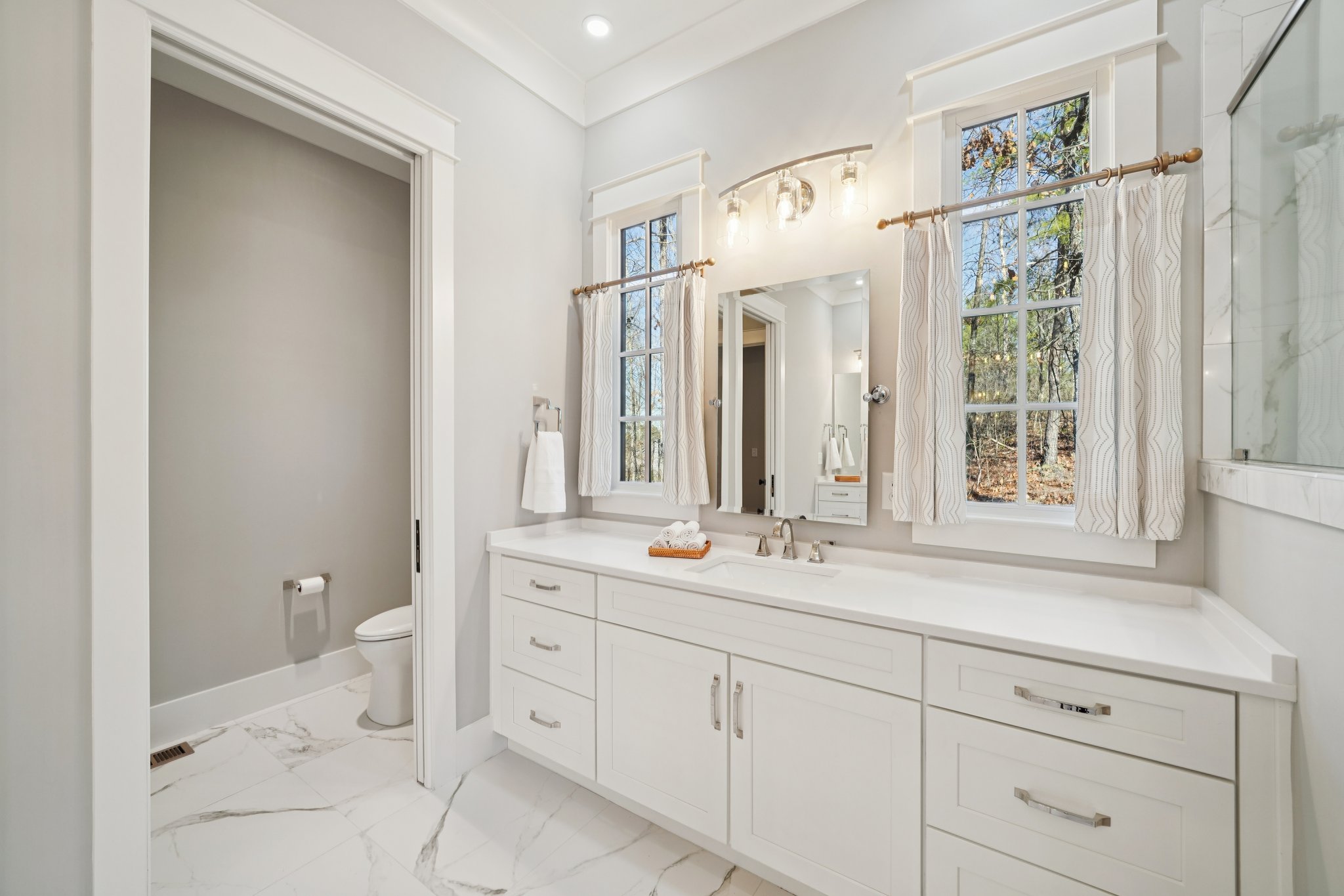 Elyton Dr-S2001-046.jpg