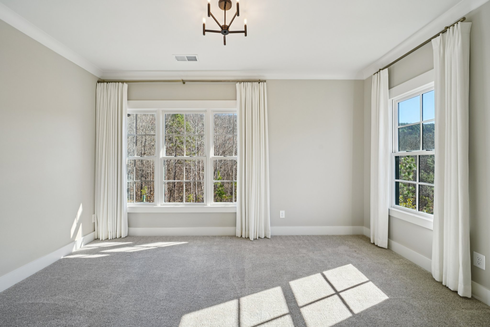 Elyton Dr-S2001-052.jpg